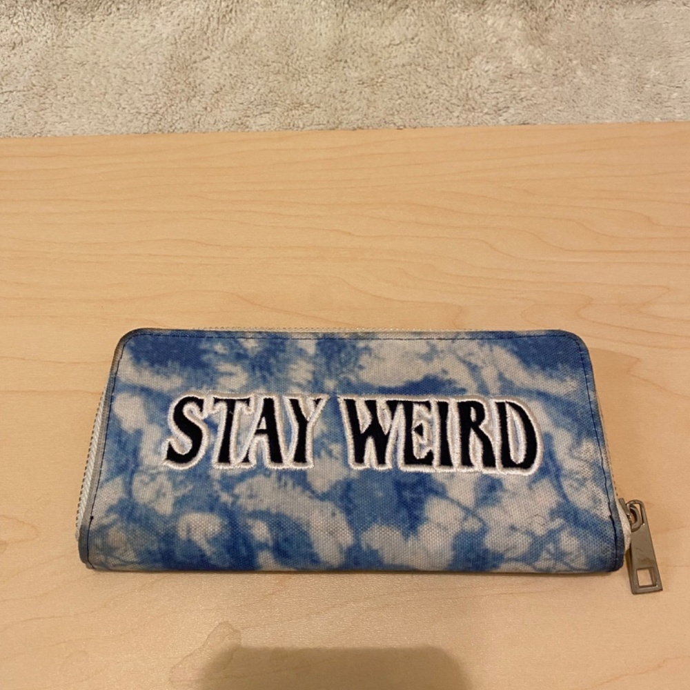 Stitch Wallet - Picture 2 of 2